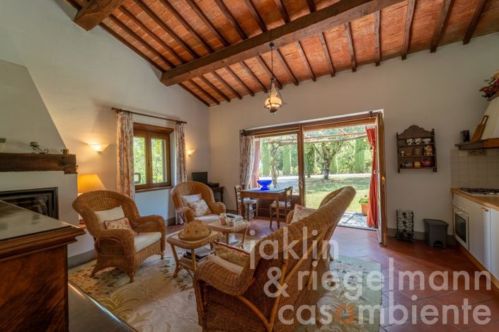 Image No.56-6 Bed Country House for sale