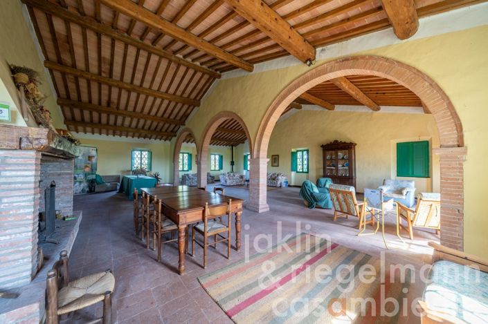 Image No.19-Maison de campagne de 5 chambres à vendre à Cetona