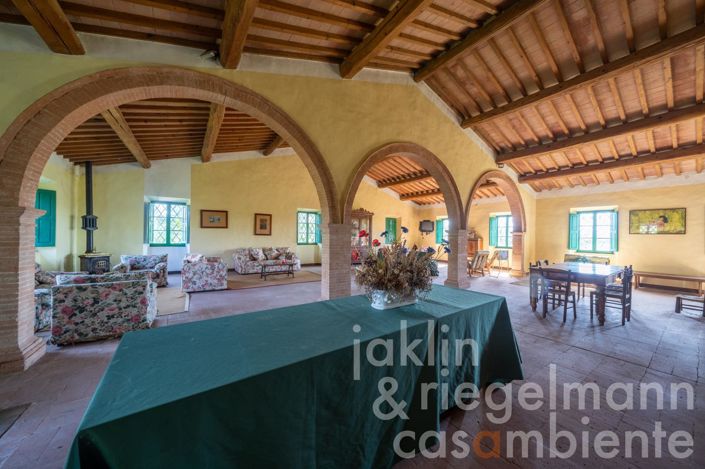 Image No.20-Maison de campagne de 5 chambres à vendre à Cetona