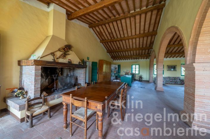 Image No.23-Maison de campagne de 5 chambres à vendre à Cetona