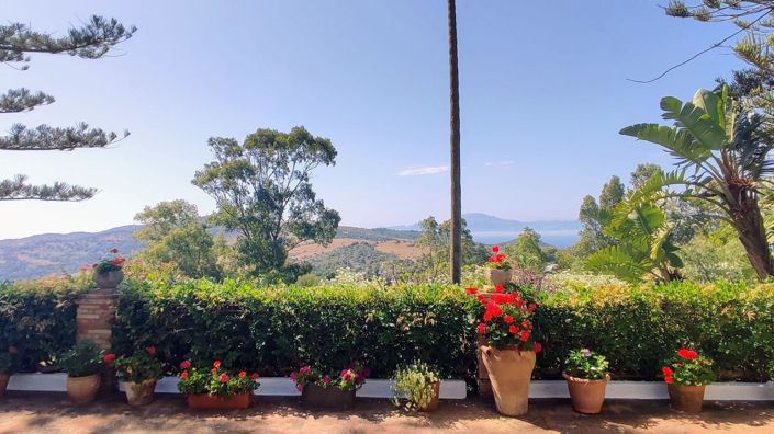 Image No.3-6 Bed Villa for sale