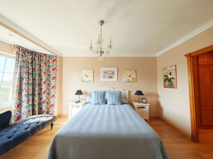 Image No.27-4 Bed Villa for sale