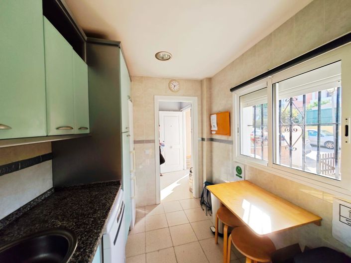 Image No.5-3 Bed Property for sale