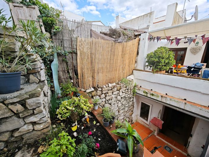 Image No.18-3 Bed Village House for sale