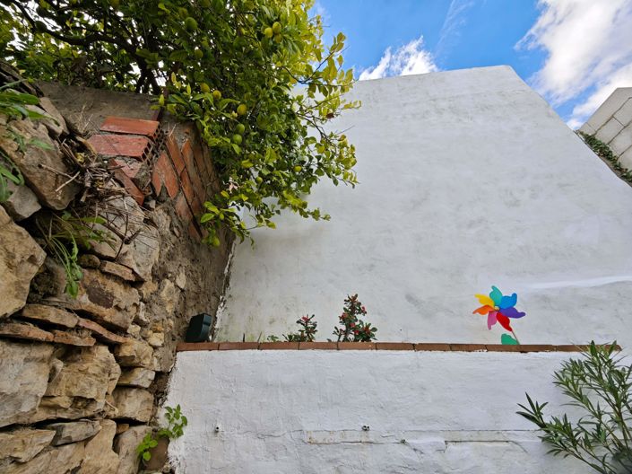 Image No.19-3 Bed Village House for sale