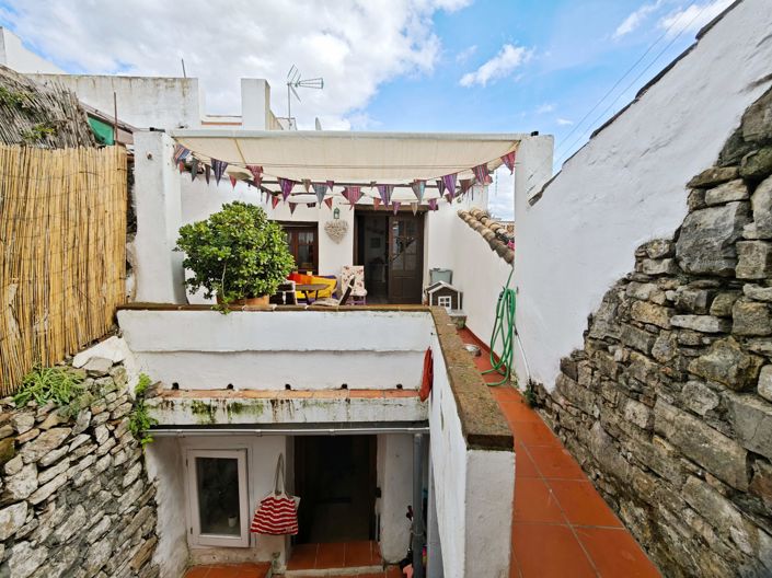 Image No.20-3 Bed Village House for sale