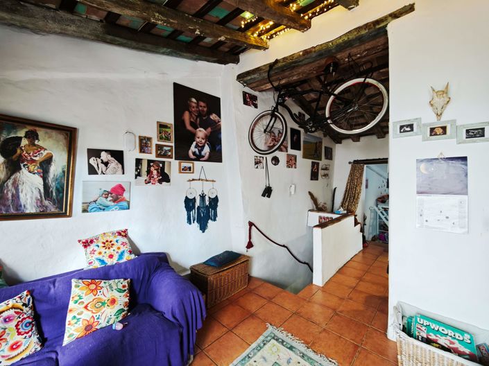 Image No.25-3 Bed Village House for sale