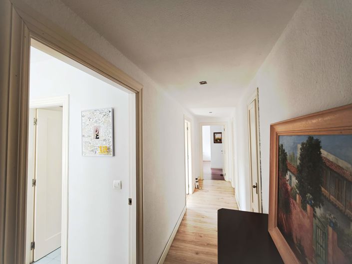 Image No.16-4 Bed Flat for sale