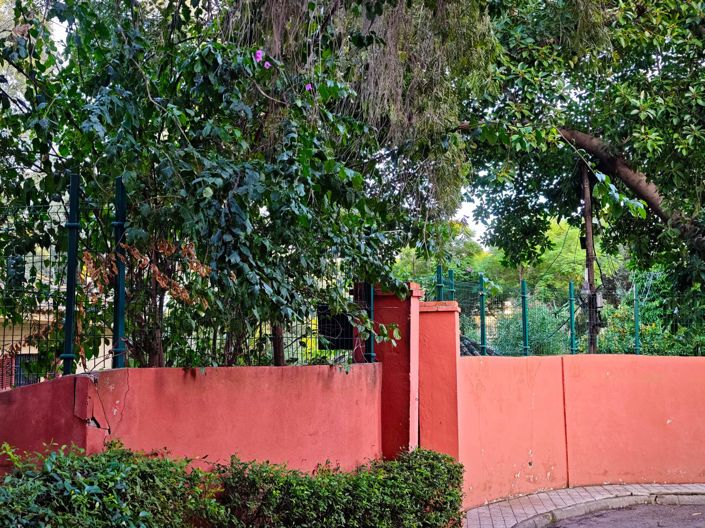 Image No.25-4 Bed Flat for sale