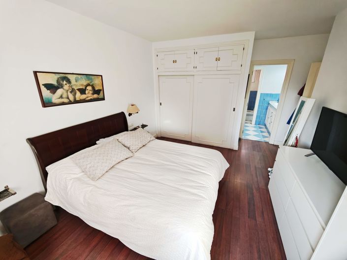 Image No.5-4 Bed Flat for sale