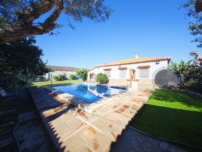 Image No.2-3 Bed Villa for sale