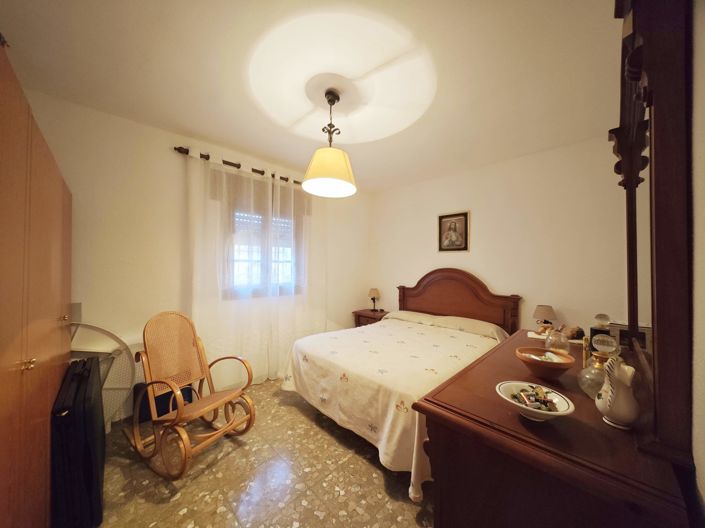 Image No.20-3 Bed Villa for sale