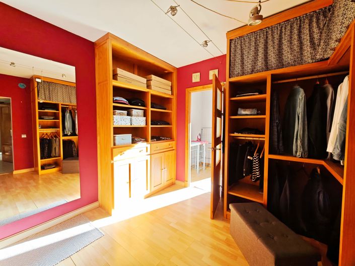 Image No.23-3 Bed Semi-Detached for sale