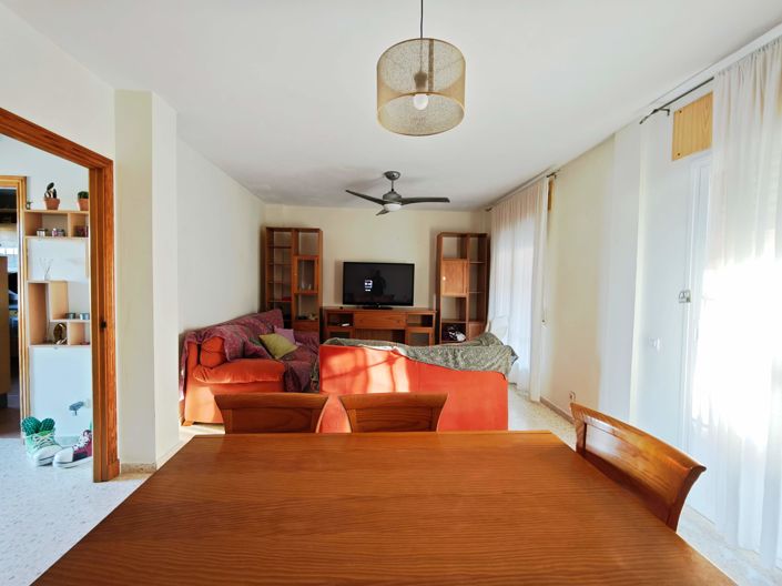 Image No.29-3 Bed Semi-Detached for sale