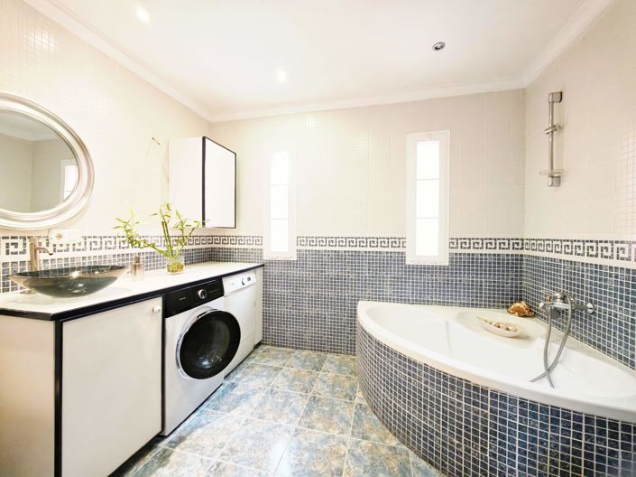 Image No.20-Villa de 4 chambres à vendre à Algeciras