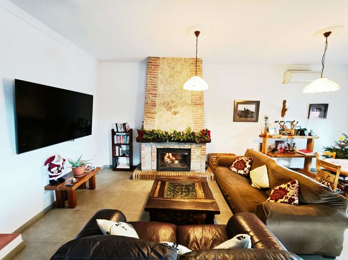 Image No.25-4 Bed Villa for sale