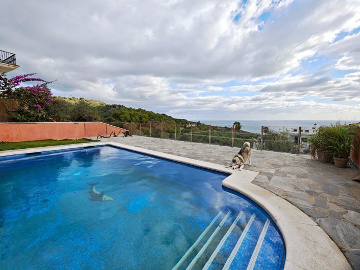 Image No.28-Villa de 4 chambres à vendre à Algeciras