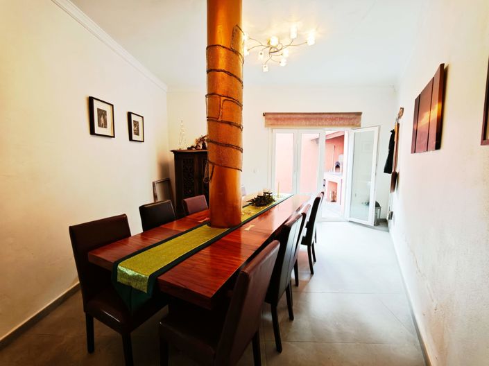 Image No.28-4 Bed Villa for sale