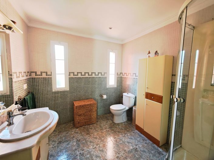 Image No.5-Villa de 4 chambres à vendre à Algeciras