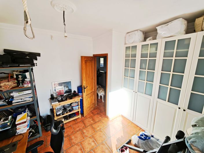 Image No.7-Villa de 4 chambres à vendre à Algeciras