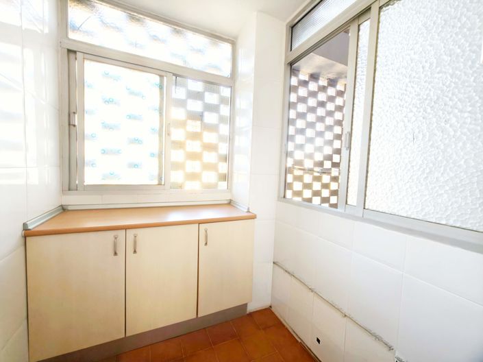 Image No.3-4 Bed Flat for sale