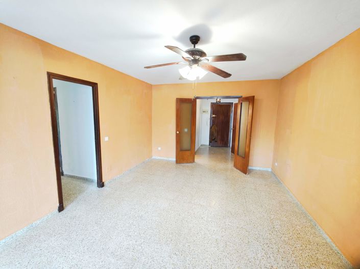 Image No.9-4 Bed Flat for sale