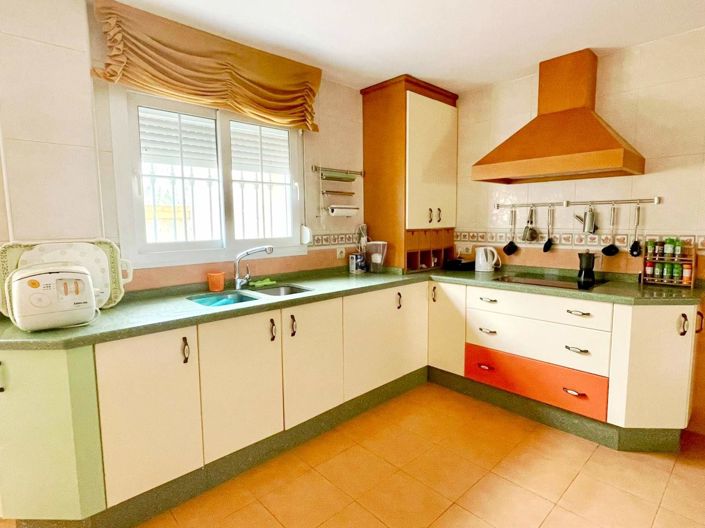 Image No.13-4 Bed Villa for sale