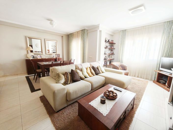 Image No.5-4 Bed Villa for sale