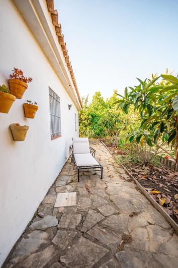 Image No.2-Maison de campagne de 2 chambres à vendre à San Roque