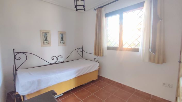 Image No.10-2 Bed Apartment for sale