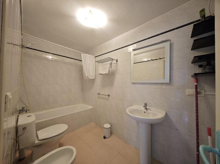 Image No.19-2 Bed Apartment for sale