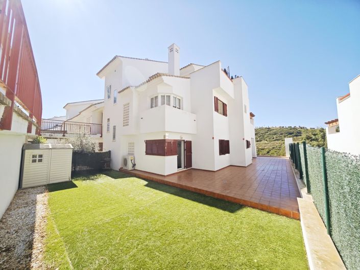 Image No.2-3 Bed Property for sale