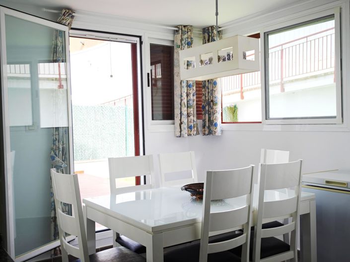 Image No.28-3 Bed Property for sale