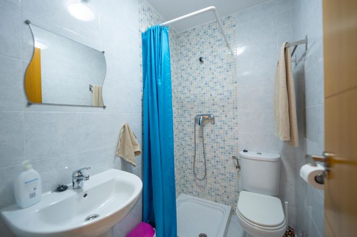 Image No.17-2 Bed Flat for sale