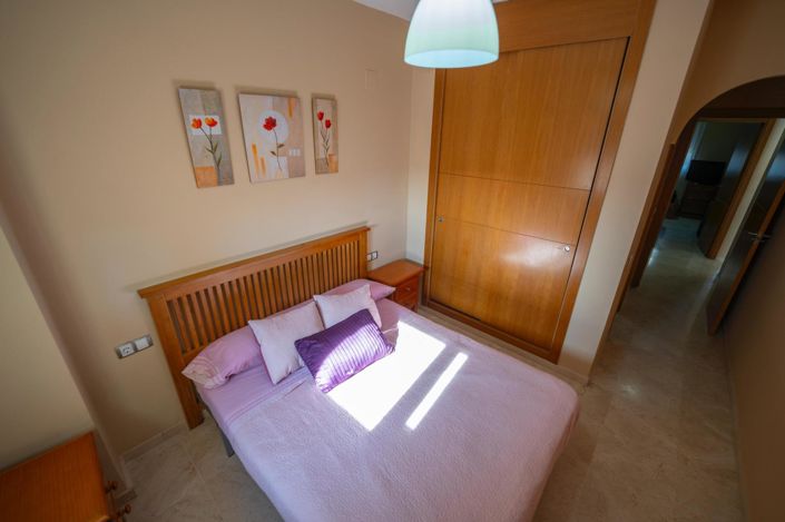 Image No.19-2 Bed Flat for sale