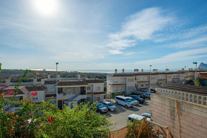 Image No.3-2 Bed Flat for sale