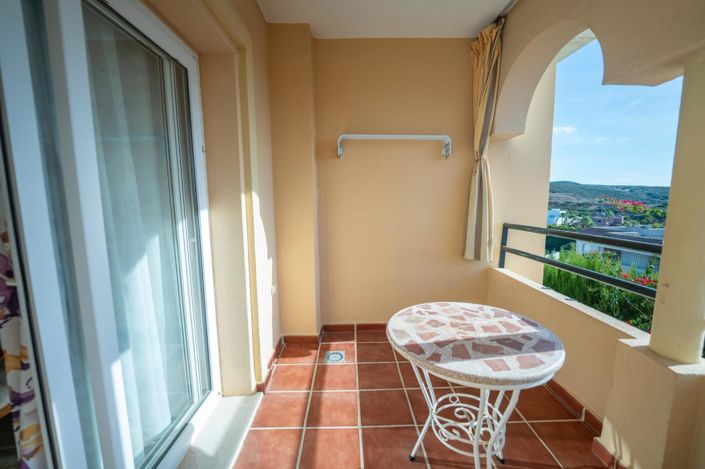 Image No.4-2 Bed Flat for sale