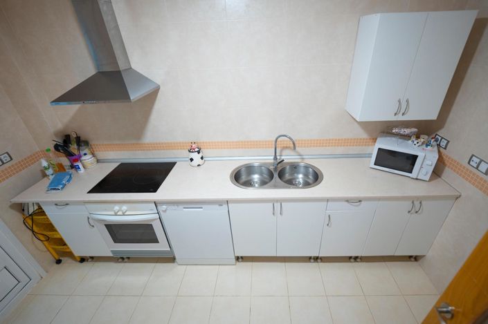 Image No.8-2 Bed Flat for sale