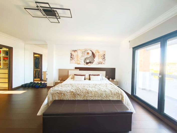 Image No.14-5 Bed Villa for sale