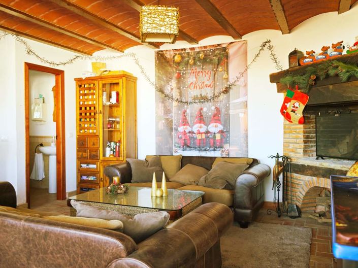 Image No.28-5 Bed Villa for sale