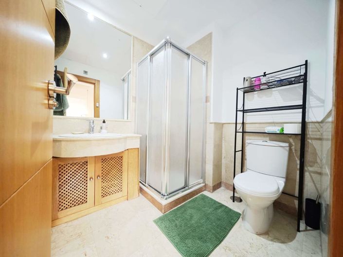 Image No.12-2 Bed Apartment for sale