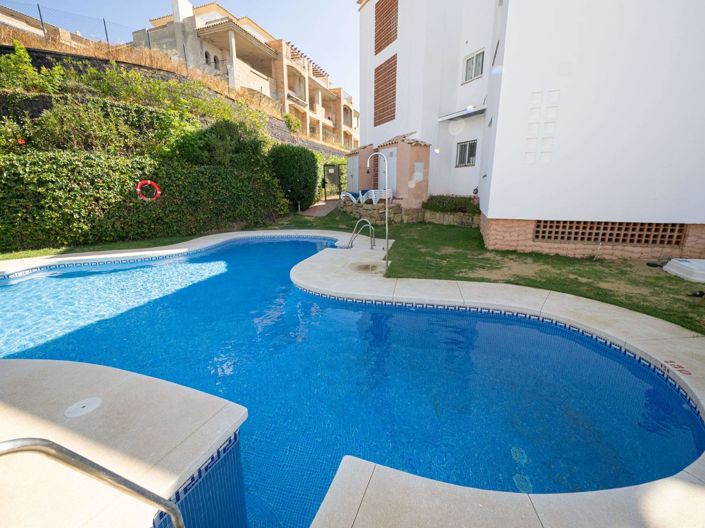 Image No.17-2 Bed Apartment for sale