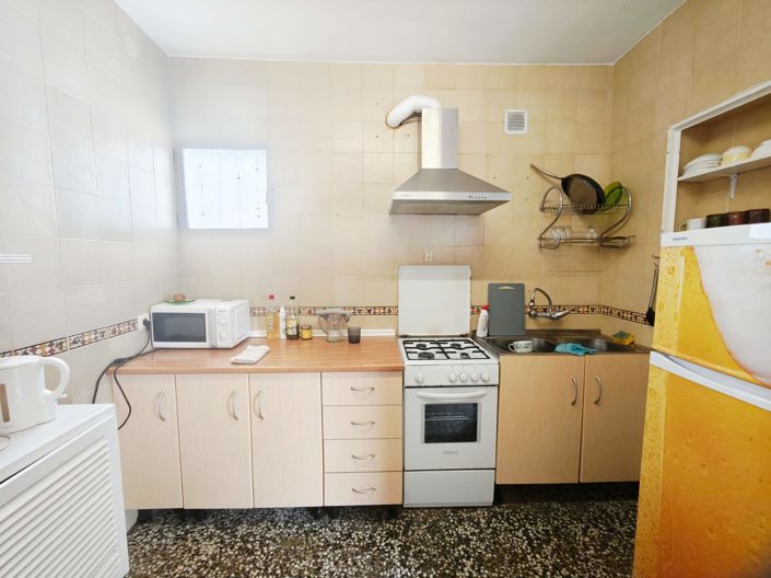 Image No.14-3 Bed House for sale