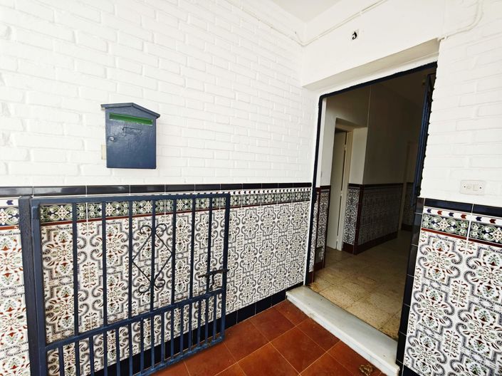 Image No.2-3 Bed House for sale