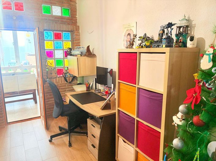 Image No.14-5 Bed House for sale