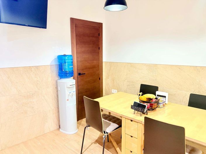 Image No.18-5 Bed House for sale