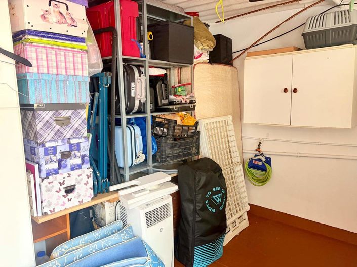 Image No.41-5 Bed House for sale