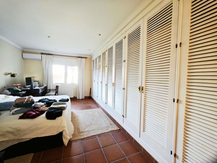 Image No.17-4 Bed Villa for sale