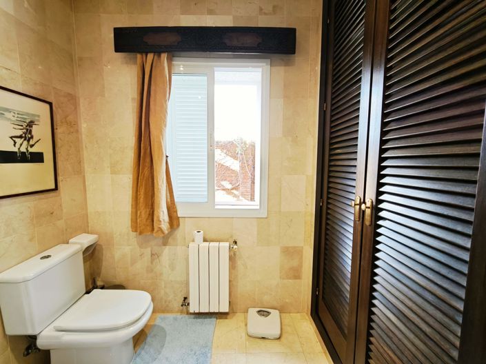 Image No.21-4 Bed Villa for sale