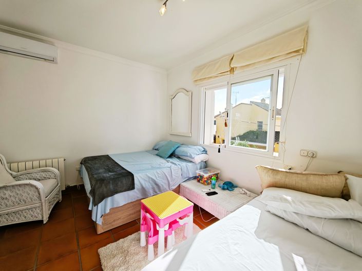 Image No.26-4 Bed Villa for sale